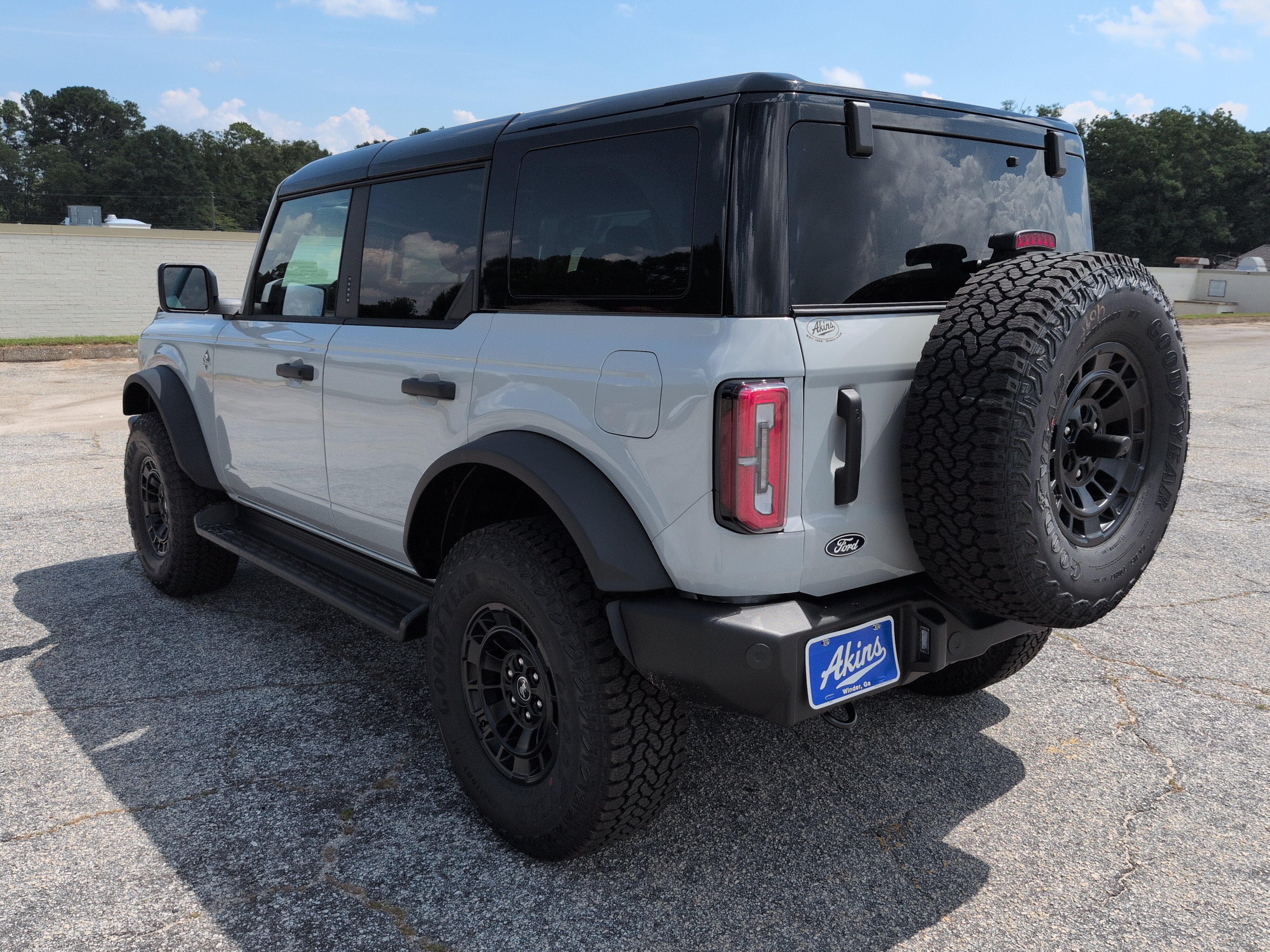 New 2026 Ford Bronco Outer Banks w/ Sasquatch Package AWD/4WD image 5