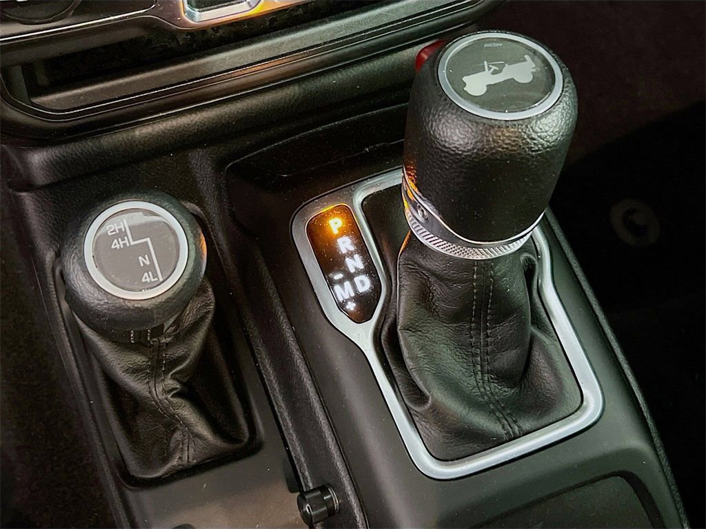 Used 2023 Jeep Wrangler Sport S image 17