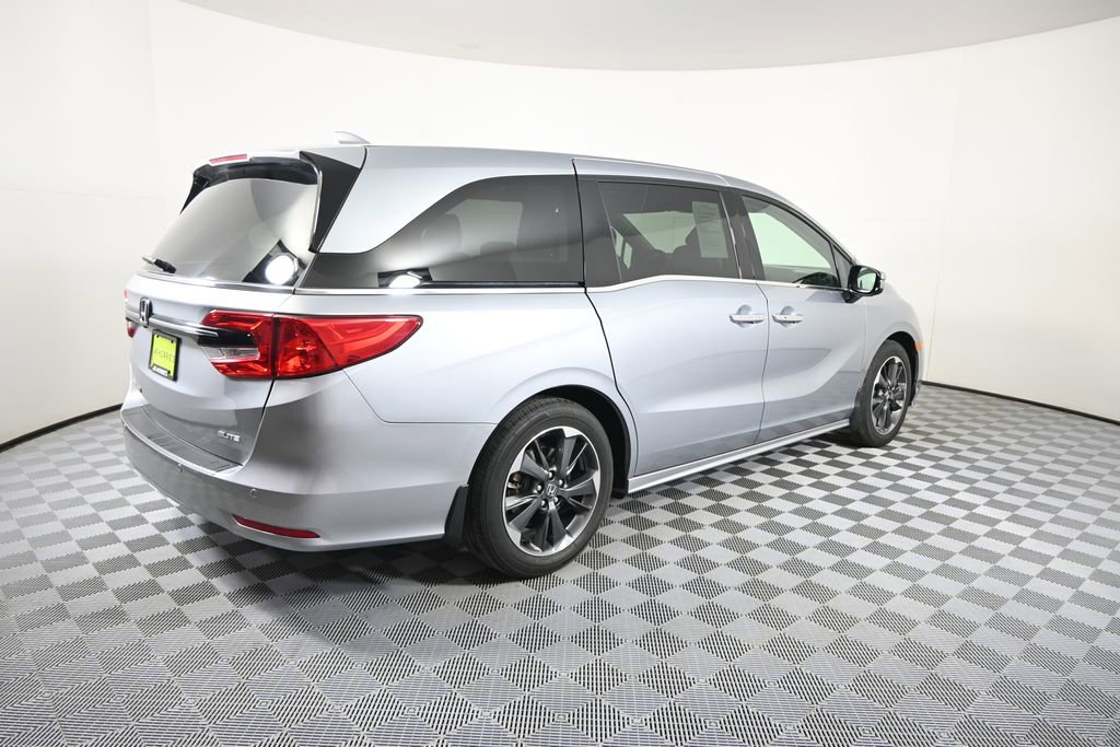Used 2023 Honda Odyssey Elite image 6