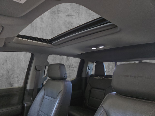 Used 2019 GMC Sierra 1500 Denali w/ Denali Ultimate Package AWD/4WD image 12