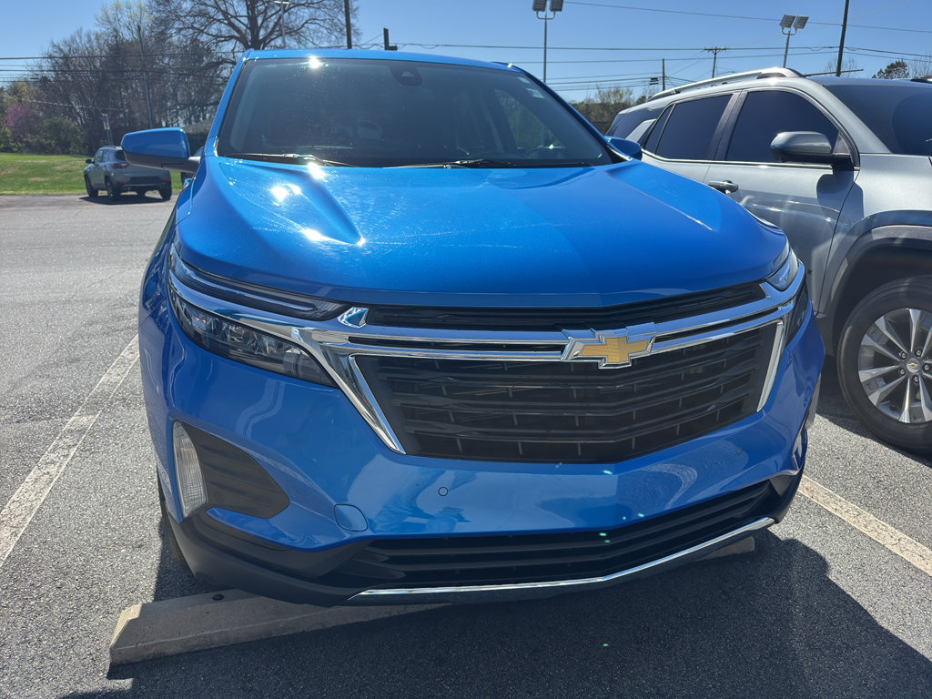 Used 2024 Chevrolet Equinox LT w/ LPO, Floor Liner Package image 2