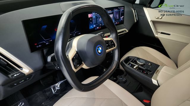 Used 2023 BMW iX xDrive50 w/ Sport Package AWD/4WD image 48