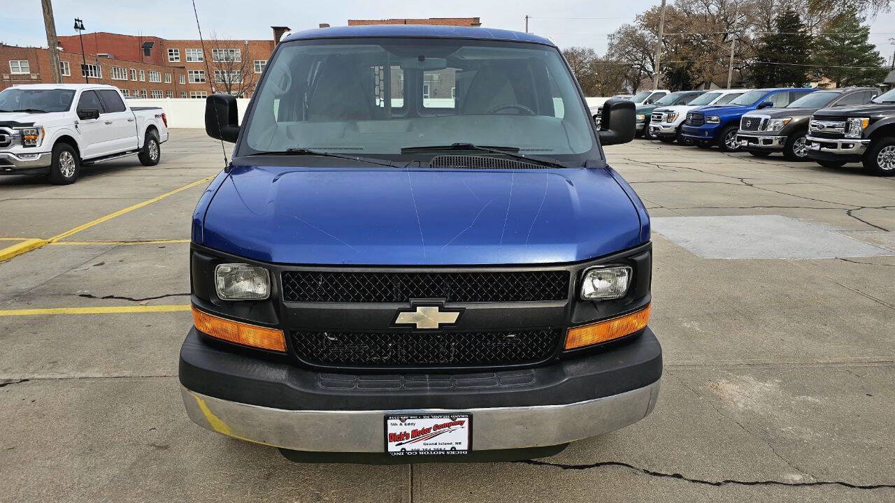 Used 2013 Chevrolet Express 2500 image 4