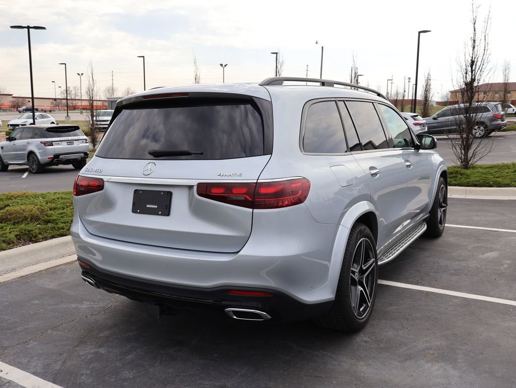 Used 2025 Mercedes-Benz GLS 450 4MATIC image 10