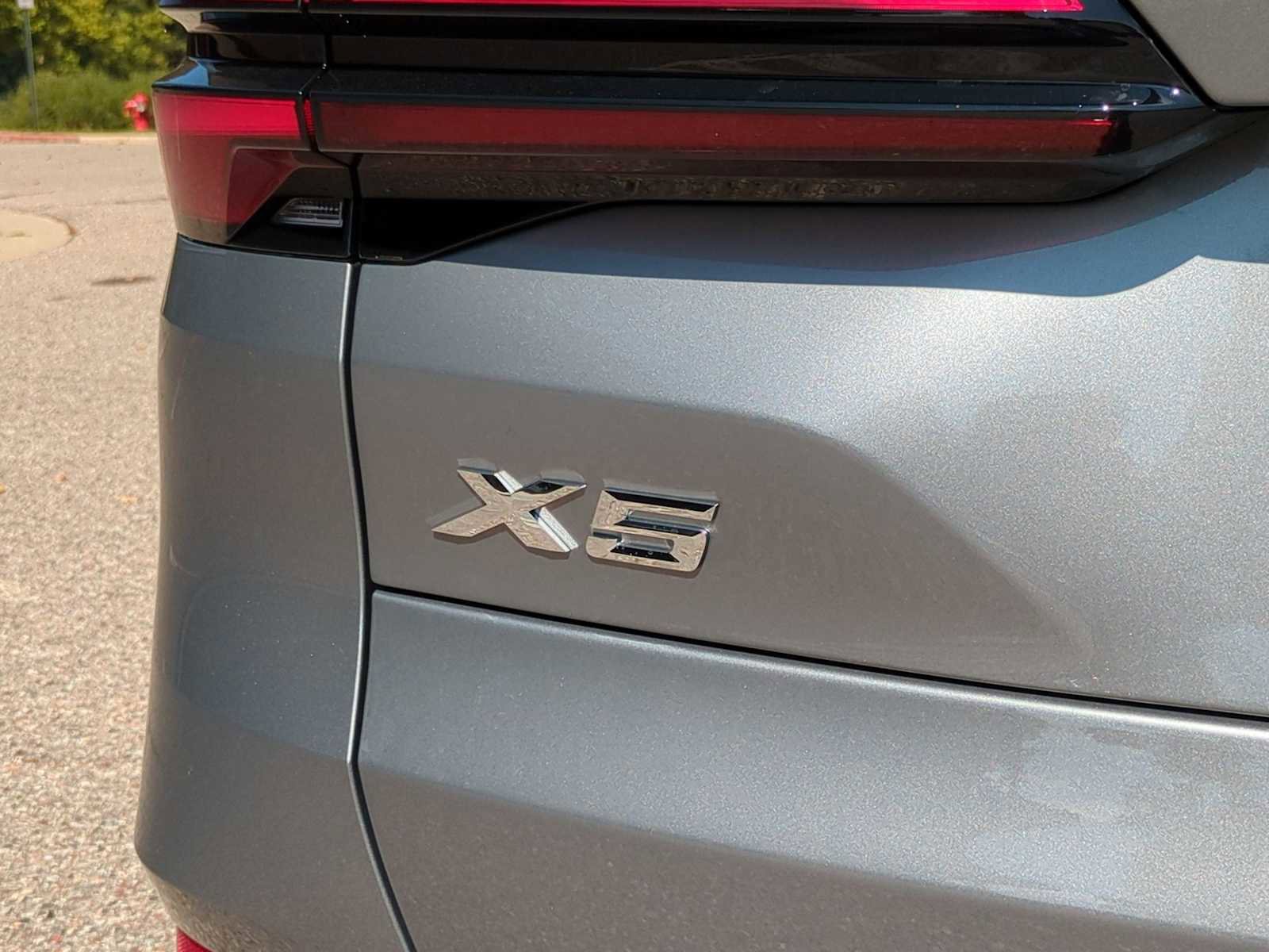 New 2026 BMW X5 xDrive40i image 13