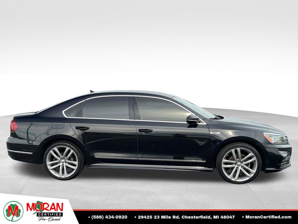 Used 2019 Volkswagen Passat 2.0T SE R-Line FWD image 6