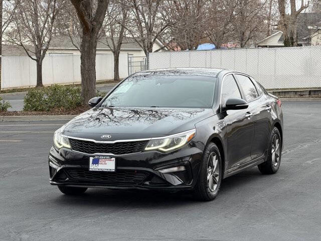 Used 2020 Kia Optima LX image 9