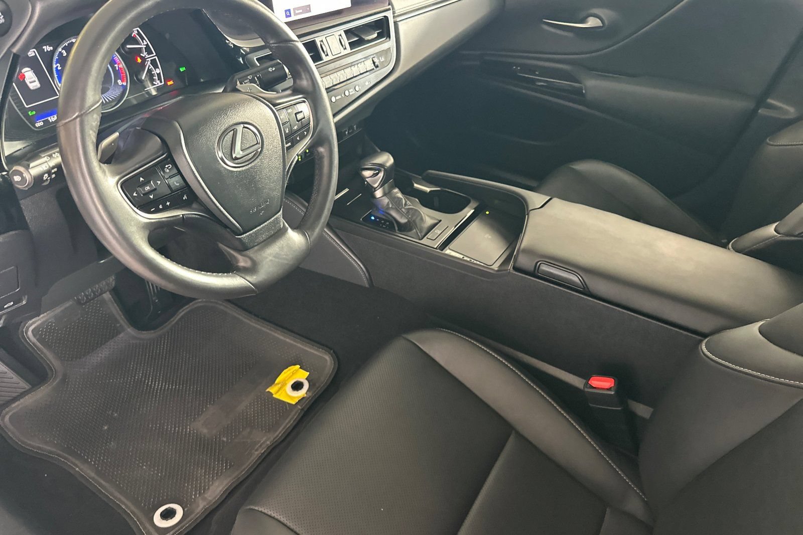 Used 2024 Lexus ES 350 w/ Premium Package FWD image 7