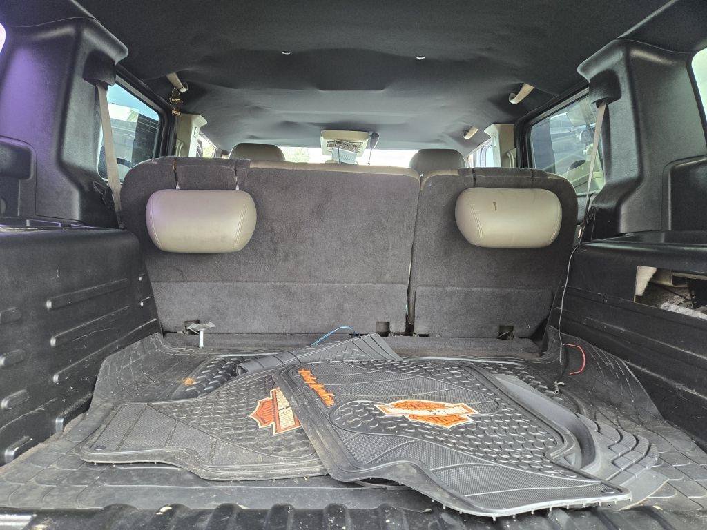 Used 2003 HUMMER H2 w/ Preferred Equipment Group AWD/4WD image 25