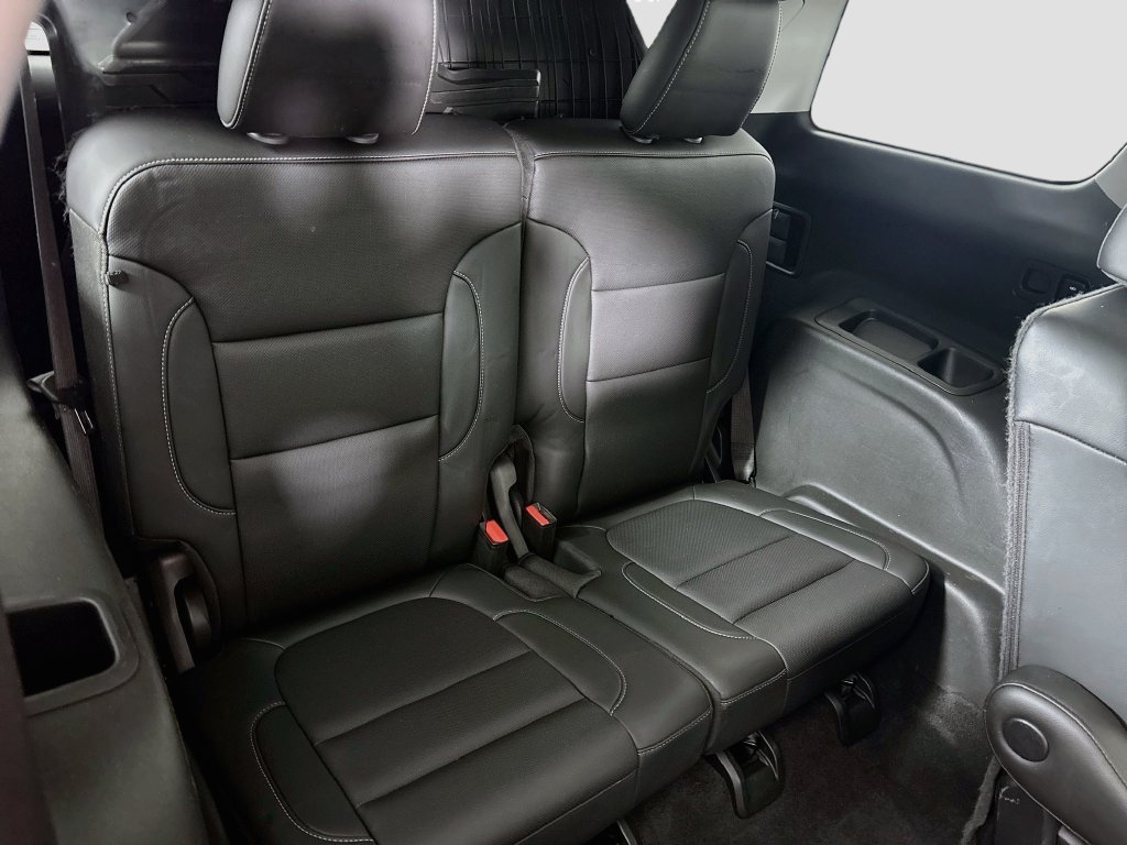 Used 2021 GMC Acadia SLT w/ Elevation Edition AWD/4WD image 32