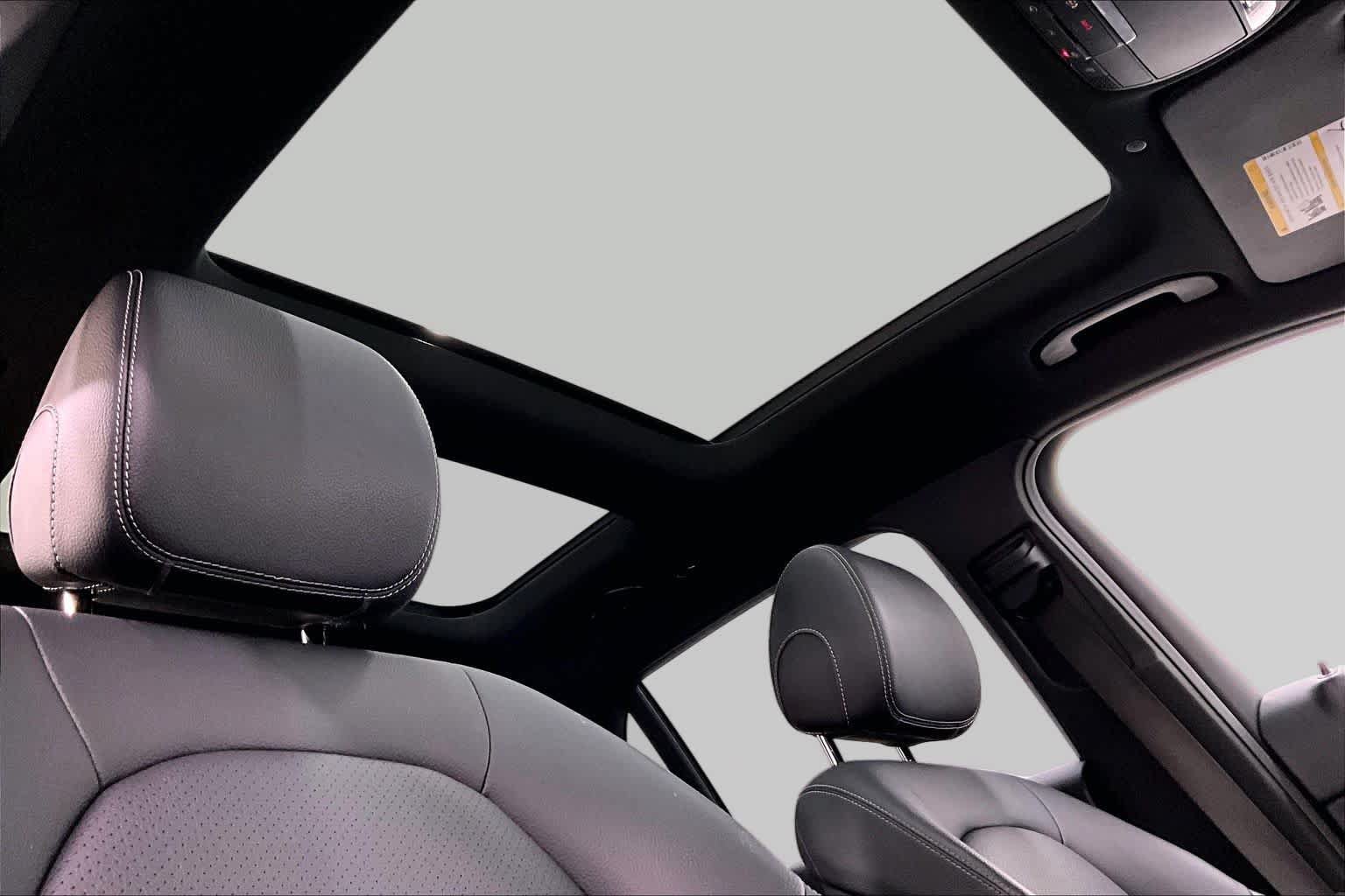 Certified 2022 Mercedes-Benz GLC 300 image 14
