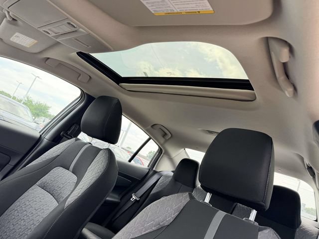 New 2026 Nissan Sentra SV w/ SV Convenience Package FWD image 17