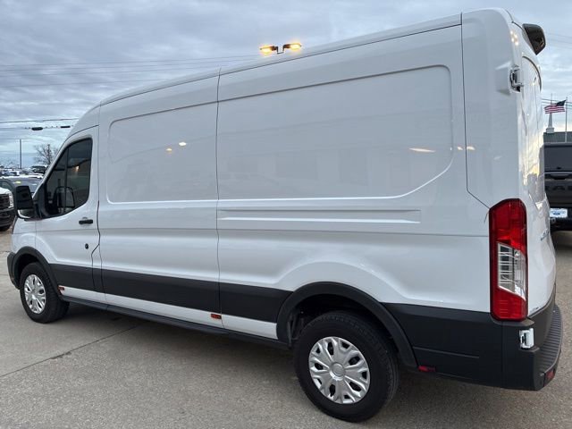 Used 2023 Ford E-Transit Medium Roof w/ Load Area Protection Package image 5
