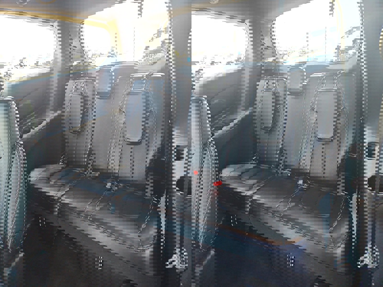 Used 2025 Chrysler Pacifica Select image 21