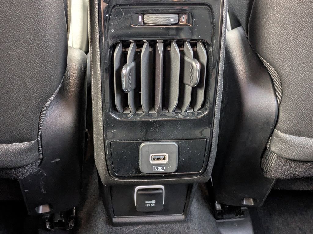 Used 2025 Jeep Compass Latitude w/ Altitude Special Edition image 12