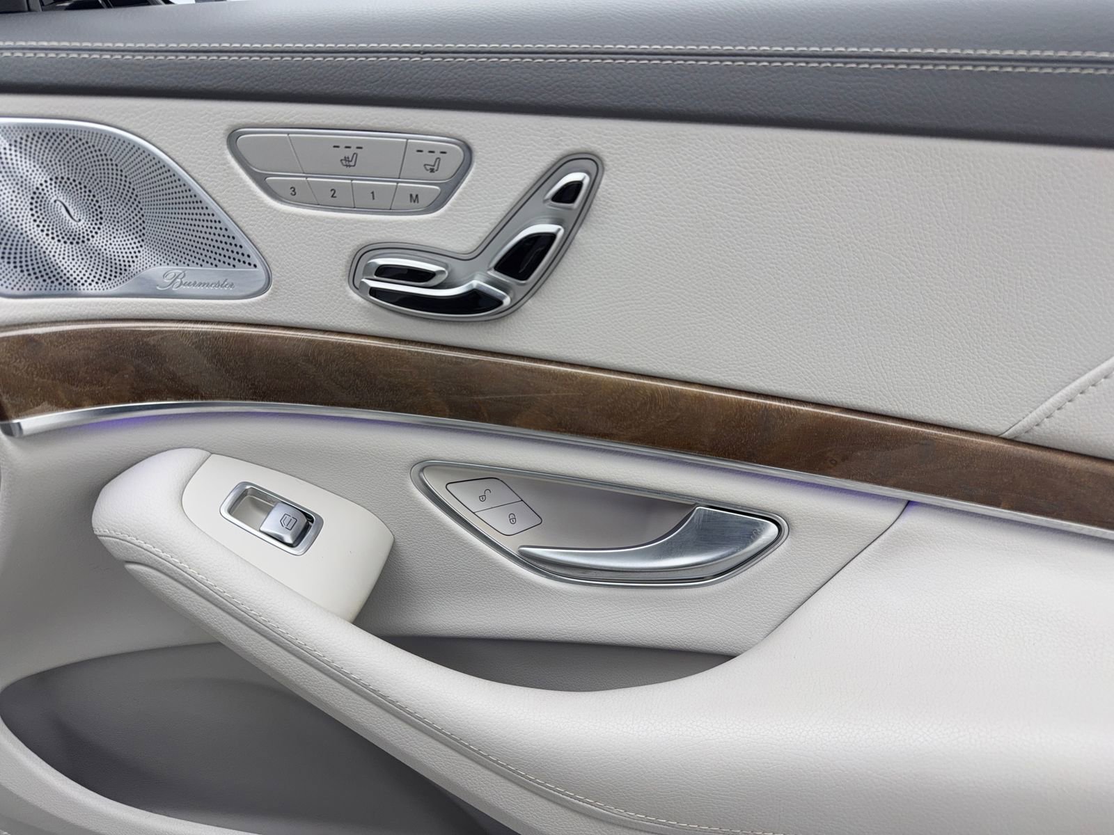 Used 2015 Mercedes-Benz S 550 Sedan image 45