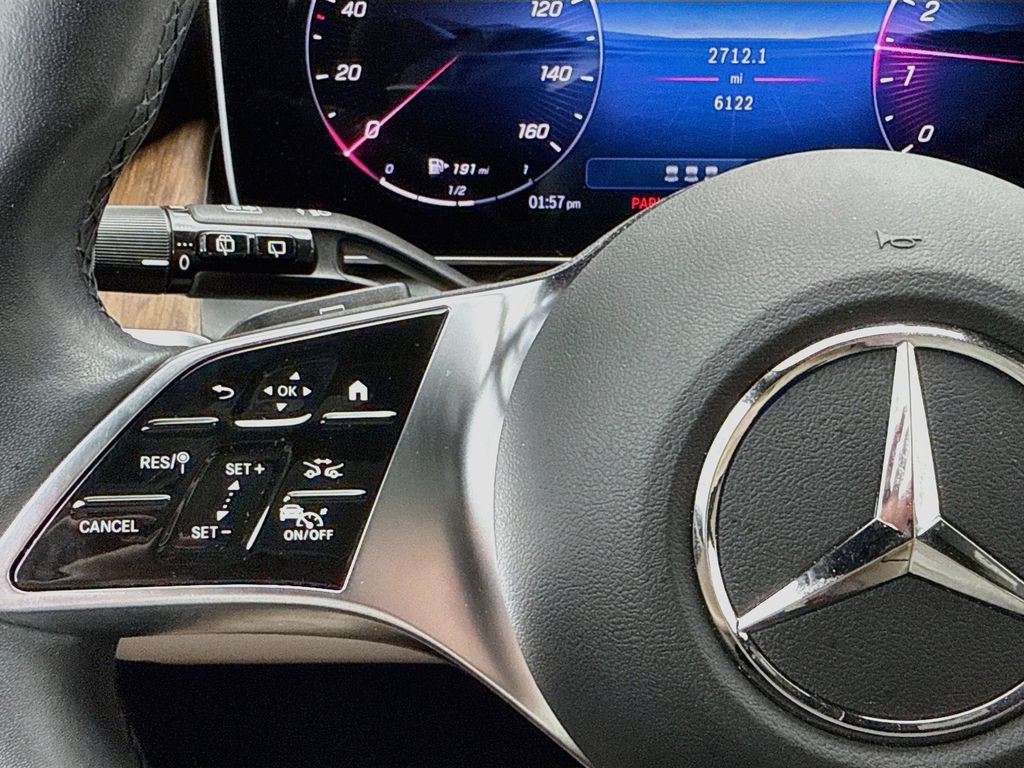 Certified 2026 Mercedes-Benz GLC 300 image 11