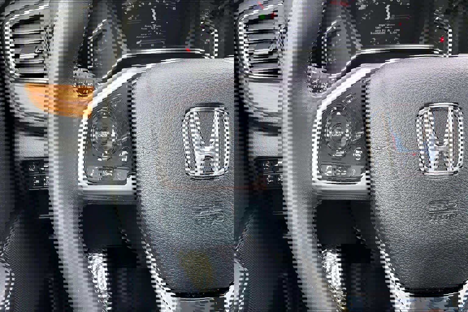 Used 2020 Honda CR-V Touring image 24