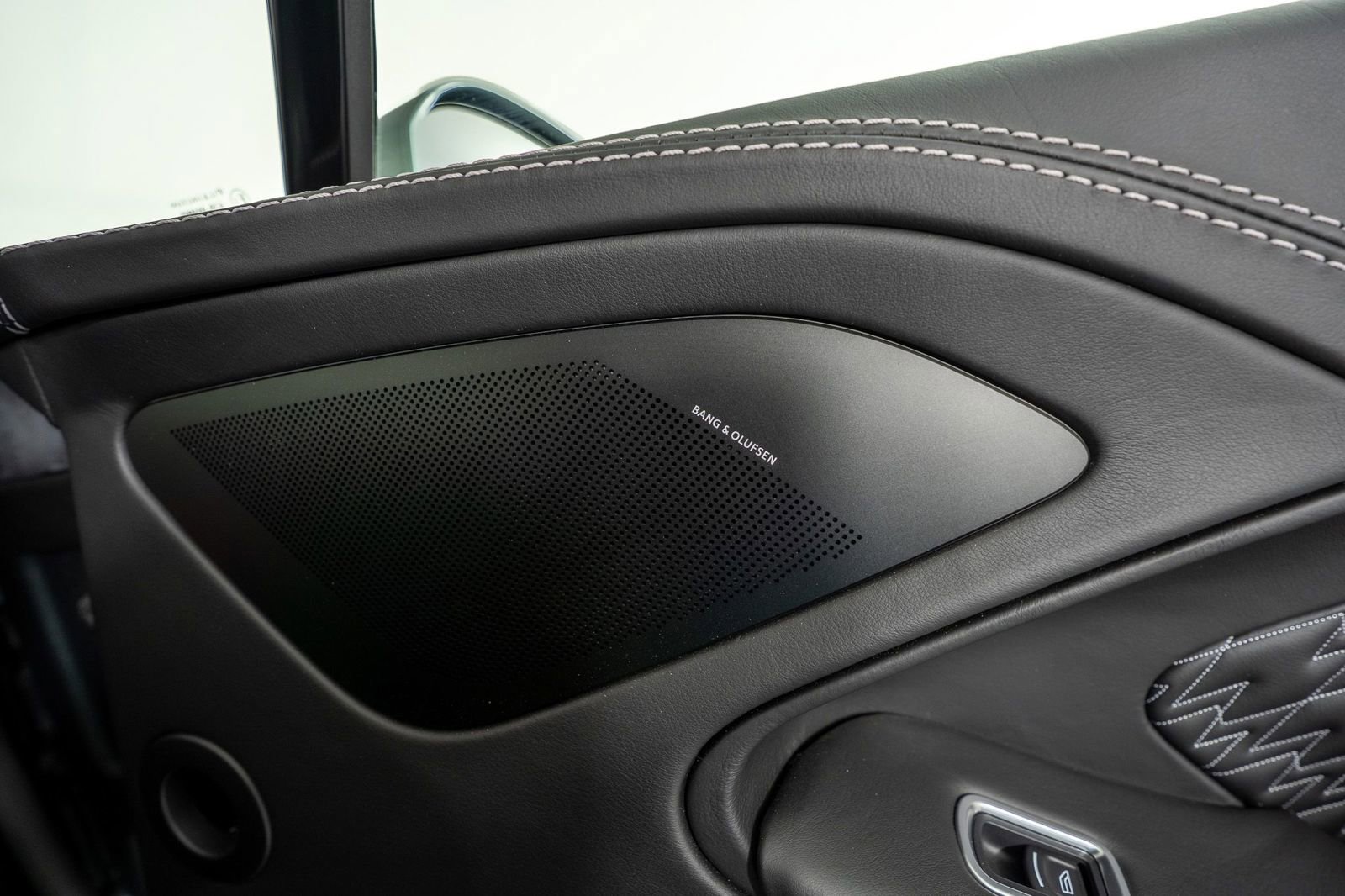 Used 2019 Aston Martin Vanquish Zagato image 62