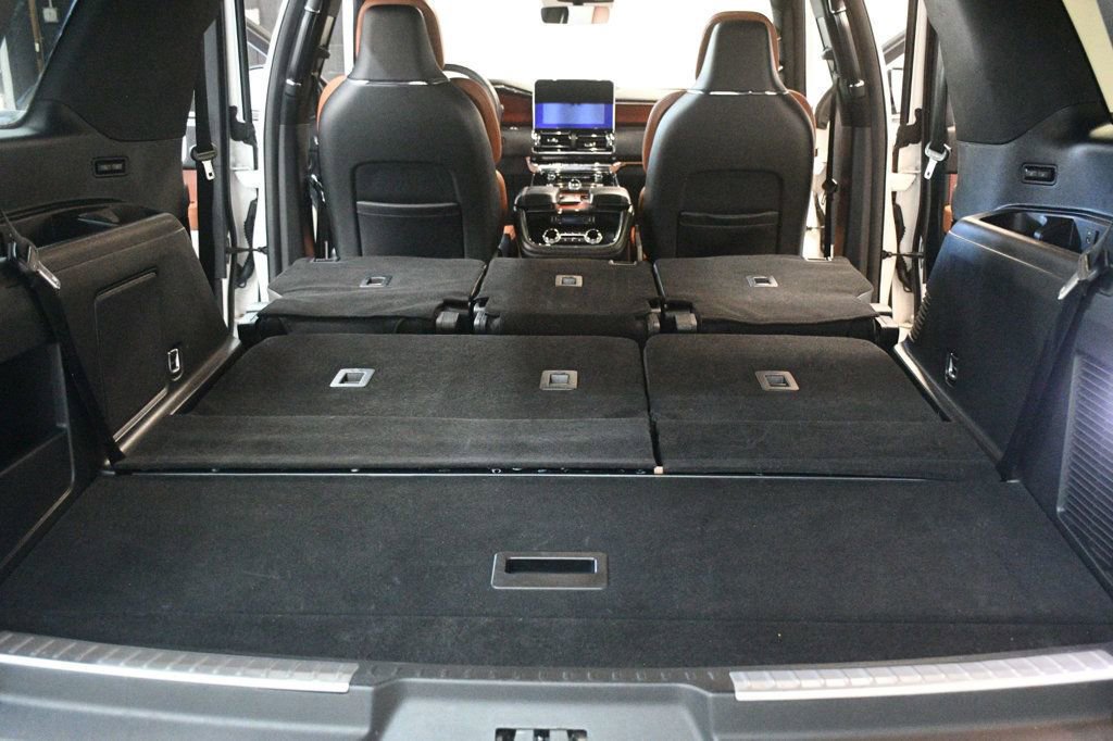 Used 2020 Lincoln Navigator Reserve w/ Luxury Package AWD/4WD image 79
