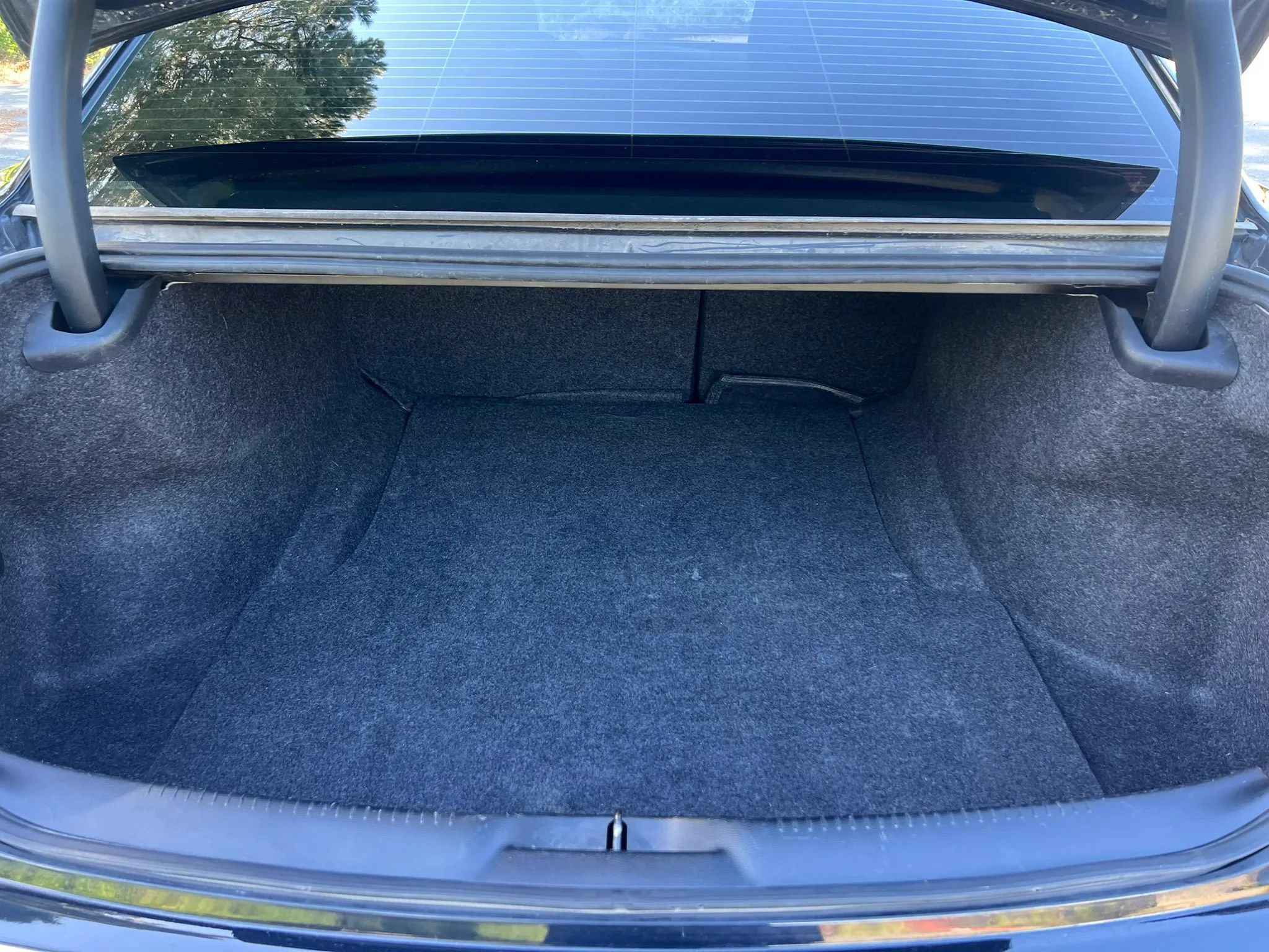 Used 2019 Chrysler 300 Touring AWD/4WD image 10