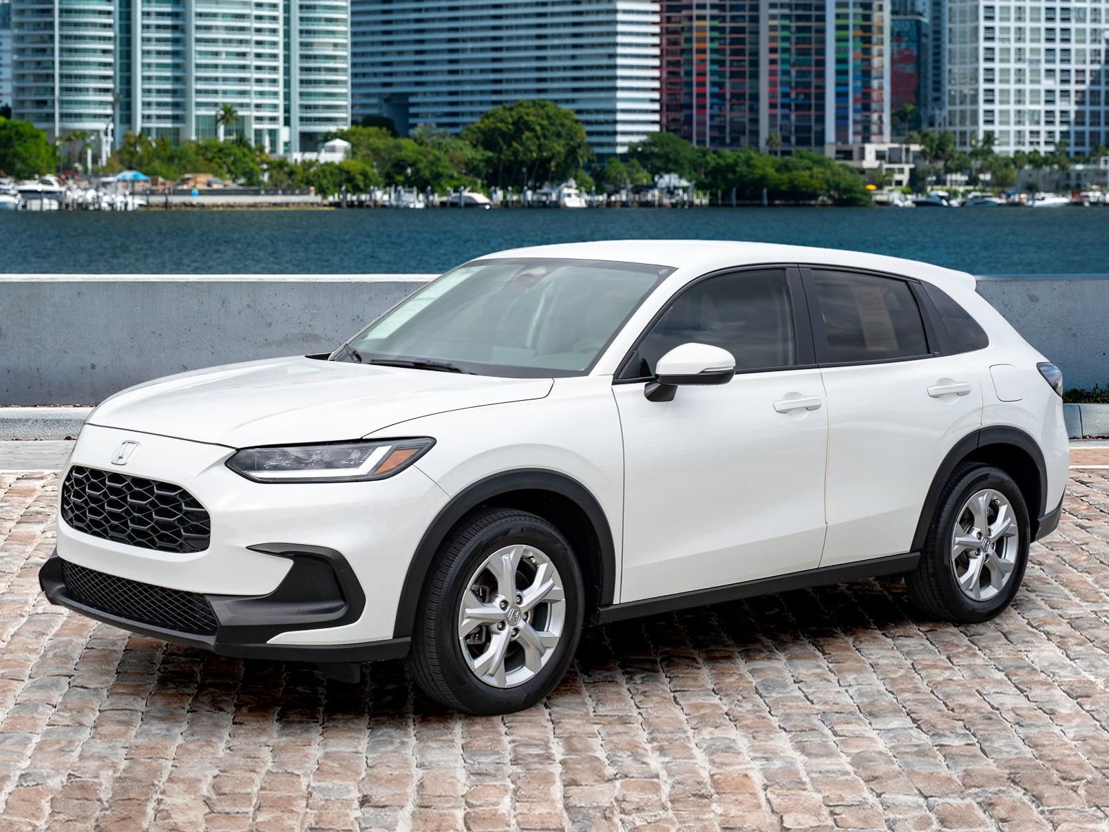 Used 2023 Honda HR-V LX image 1