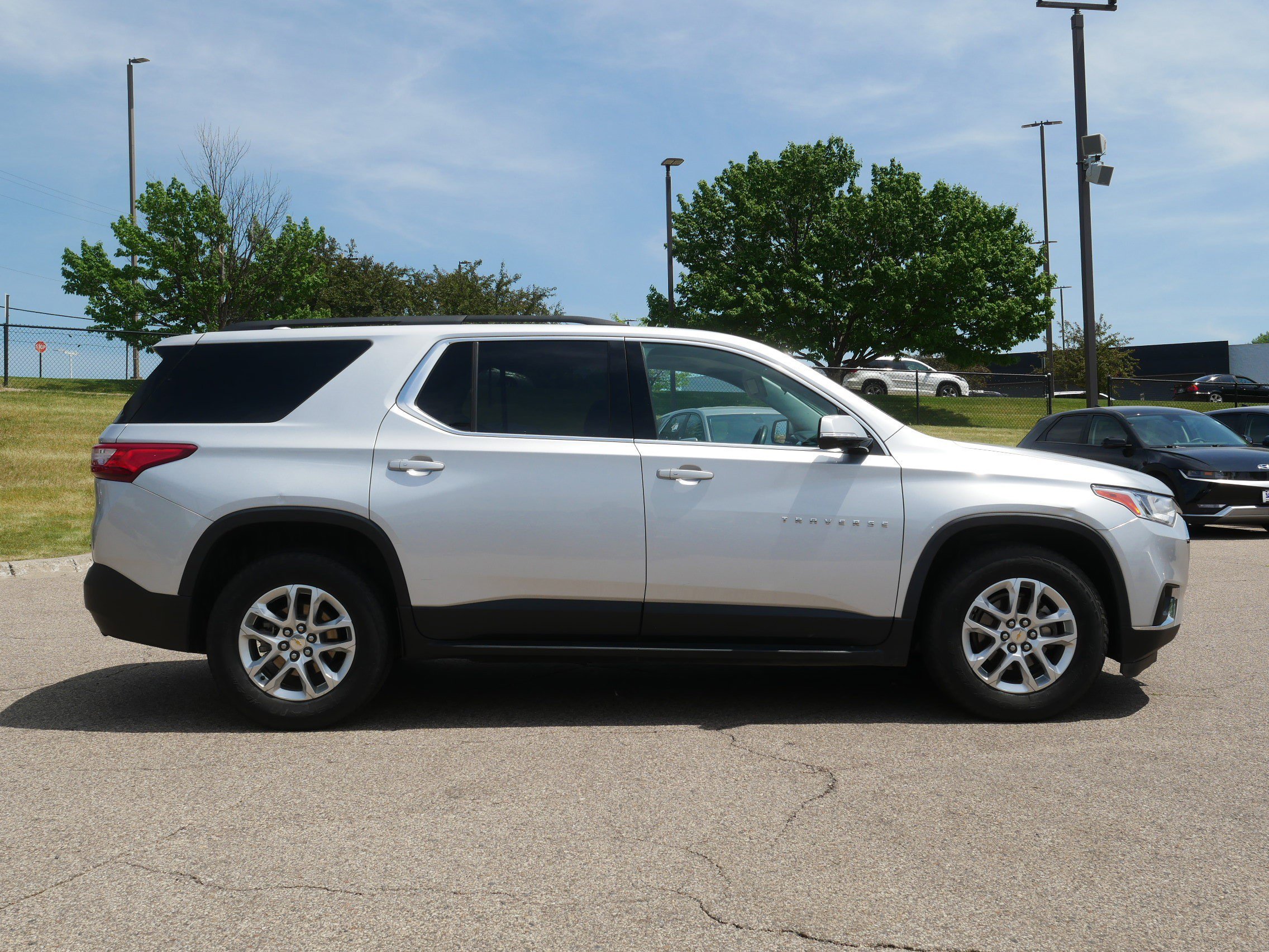 Used 2019 Chevrolet Traverse LT AWD/4WD image 5
