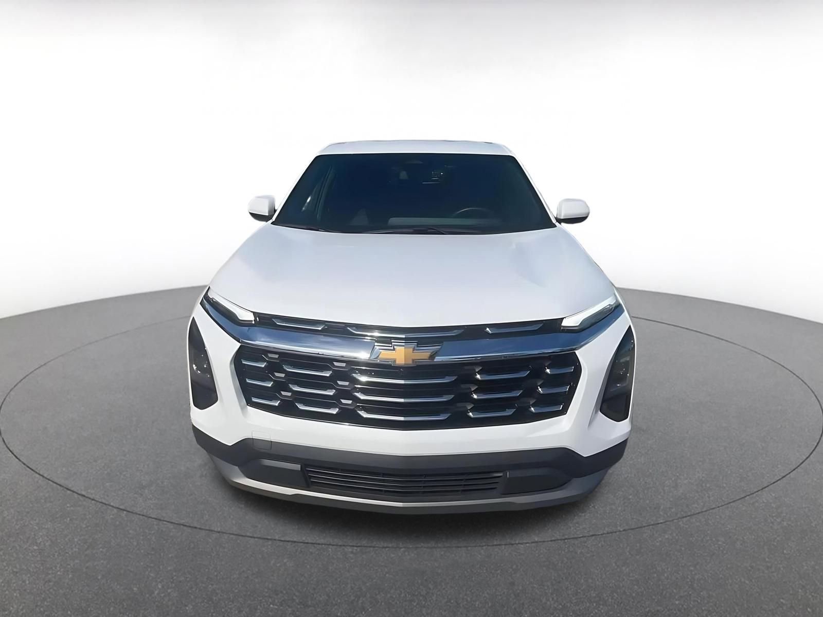 Used 2025 Chevrolet Equinox LT image 4