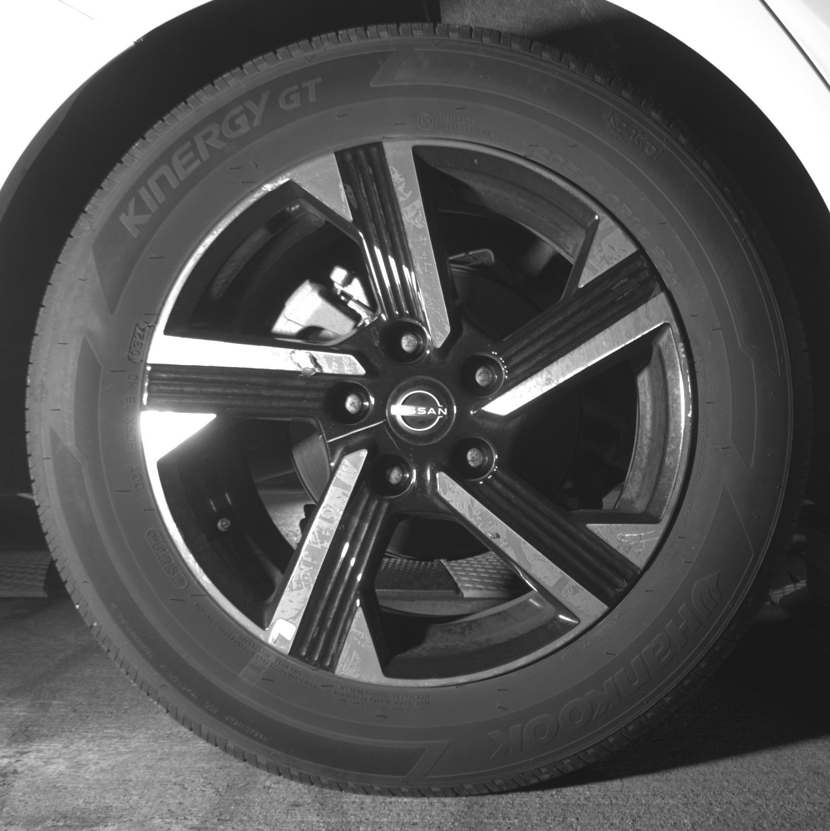 Used 2024 Nissan Sentra SV FWD image 15