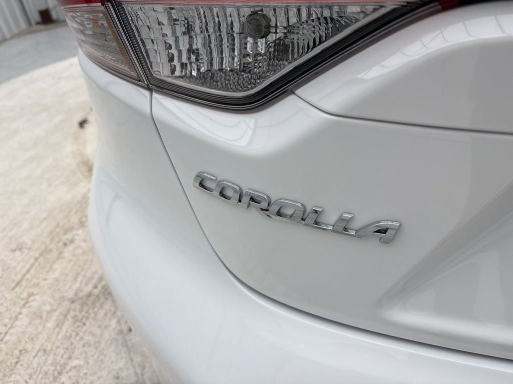 Used 2026 Toyota Corolla LE image 8