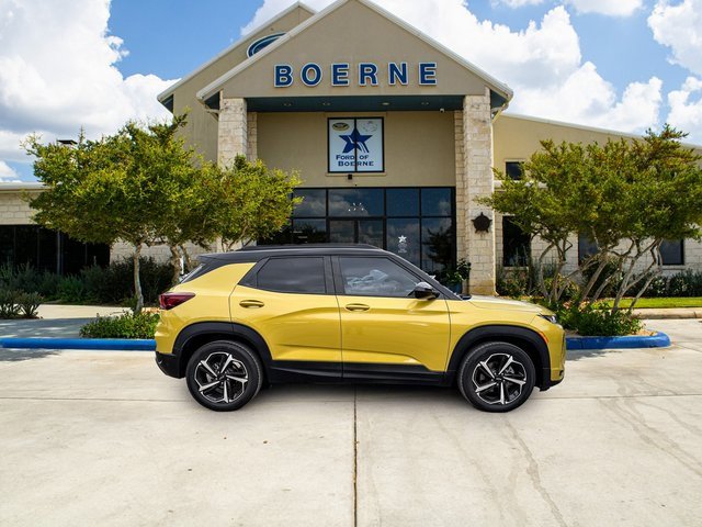 Used 2023 Chevrolet TrailBlazer RS w/ Sun and Liftgate Package image 6