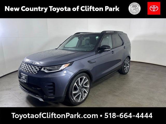 Used 2024 Land Rover Discovery Metropolitan Edition AWD/4WD image 7
