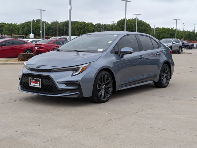Used 2025 Toyota Corolla SE image 9