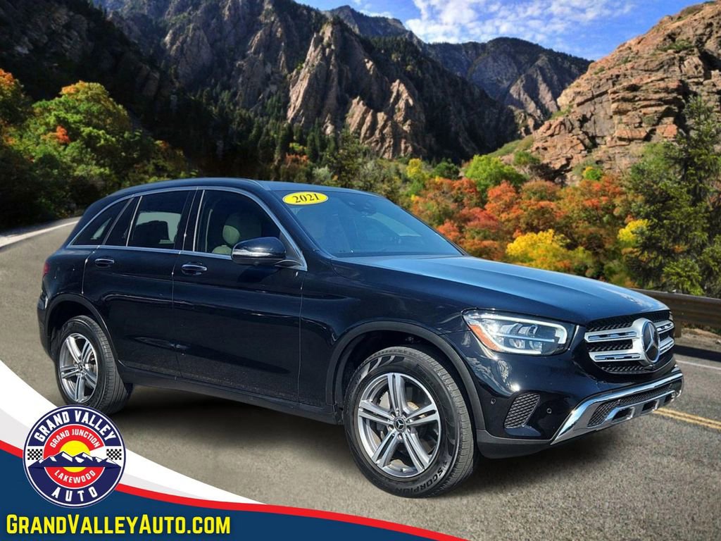 Used 2021 Mercedes-Benz GLC 300 4MATIC w/ Driver Assistance Package