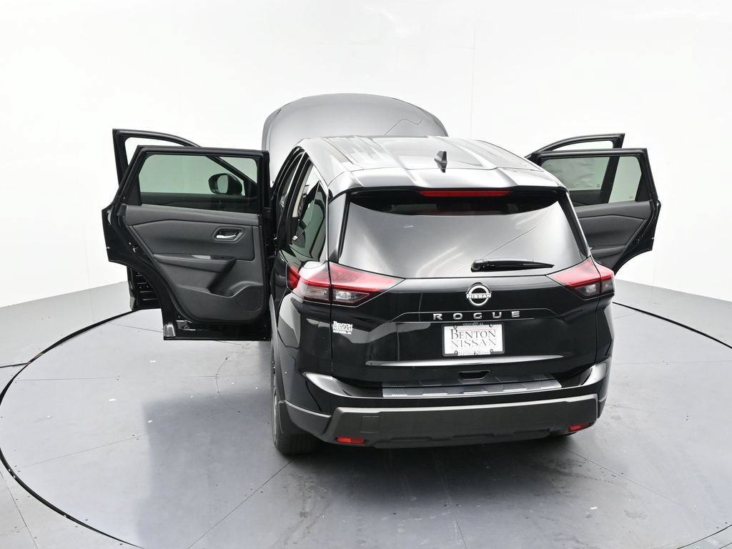 New 2026 Nissan Rogue SV FWD image 24