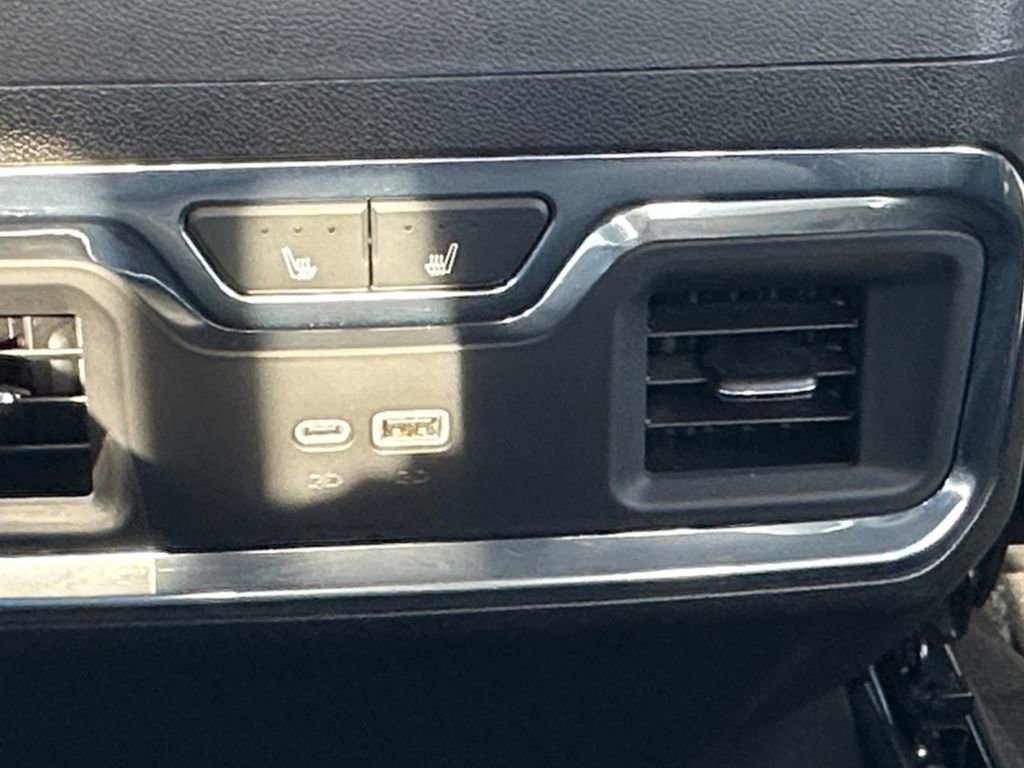 Used 2025 Chevrolet Silverado 2500 LTZ w/ LTZ Premium Package AWD/4WD image 27