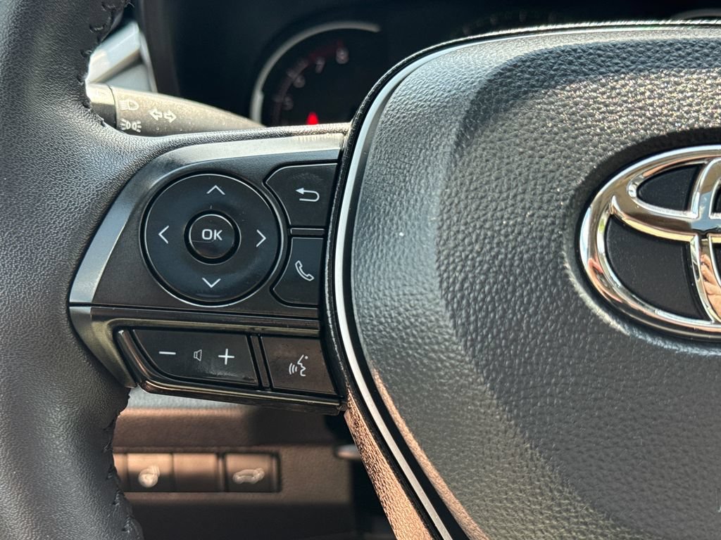 Used 2025 Toyota RAV4 XLE w/ Convenience Package AWD/4WD image 21
