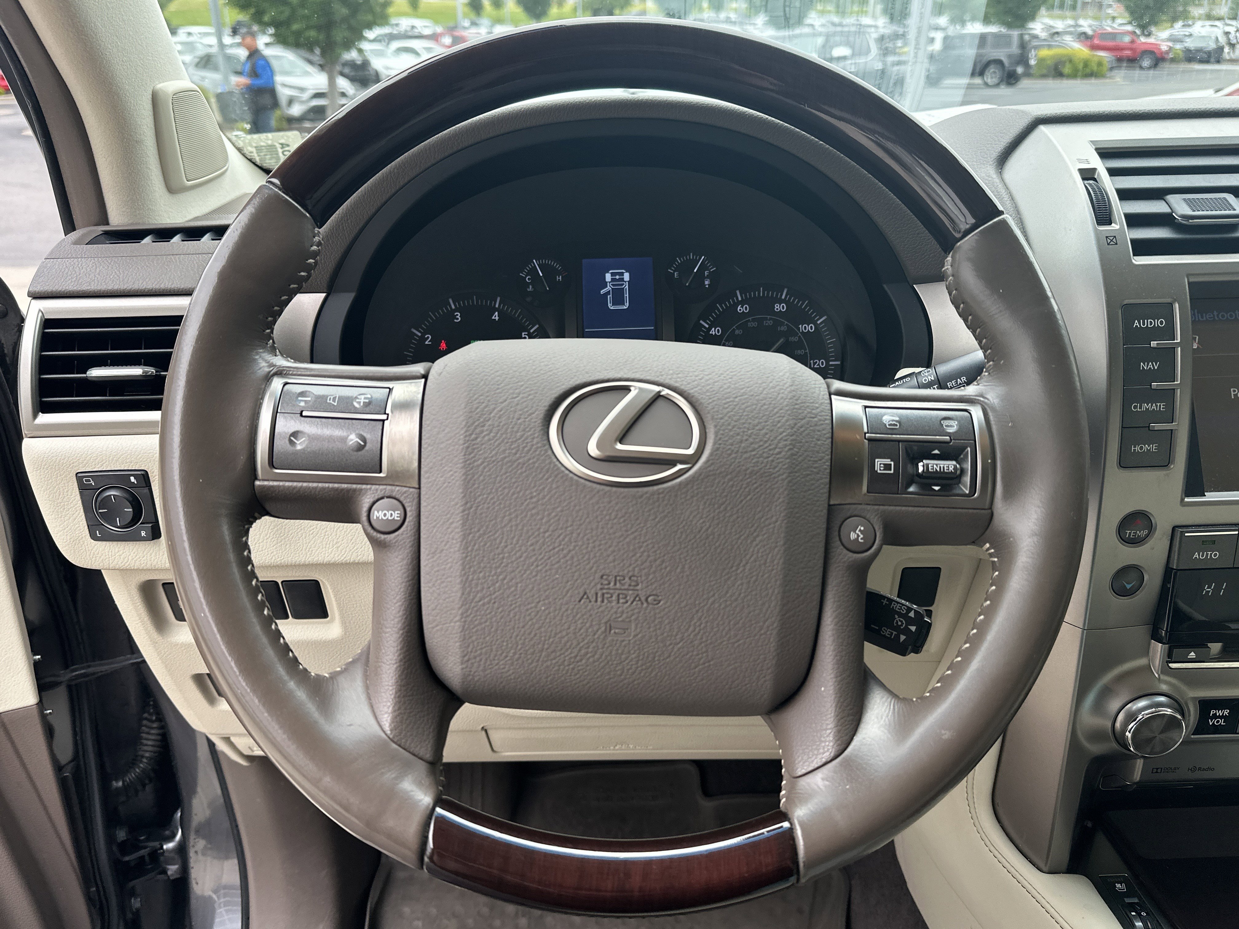 Used 2018 Lexus GX 460 Premium AWD/4WD image 17