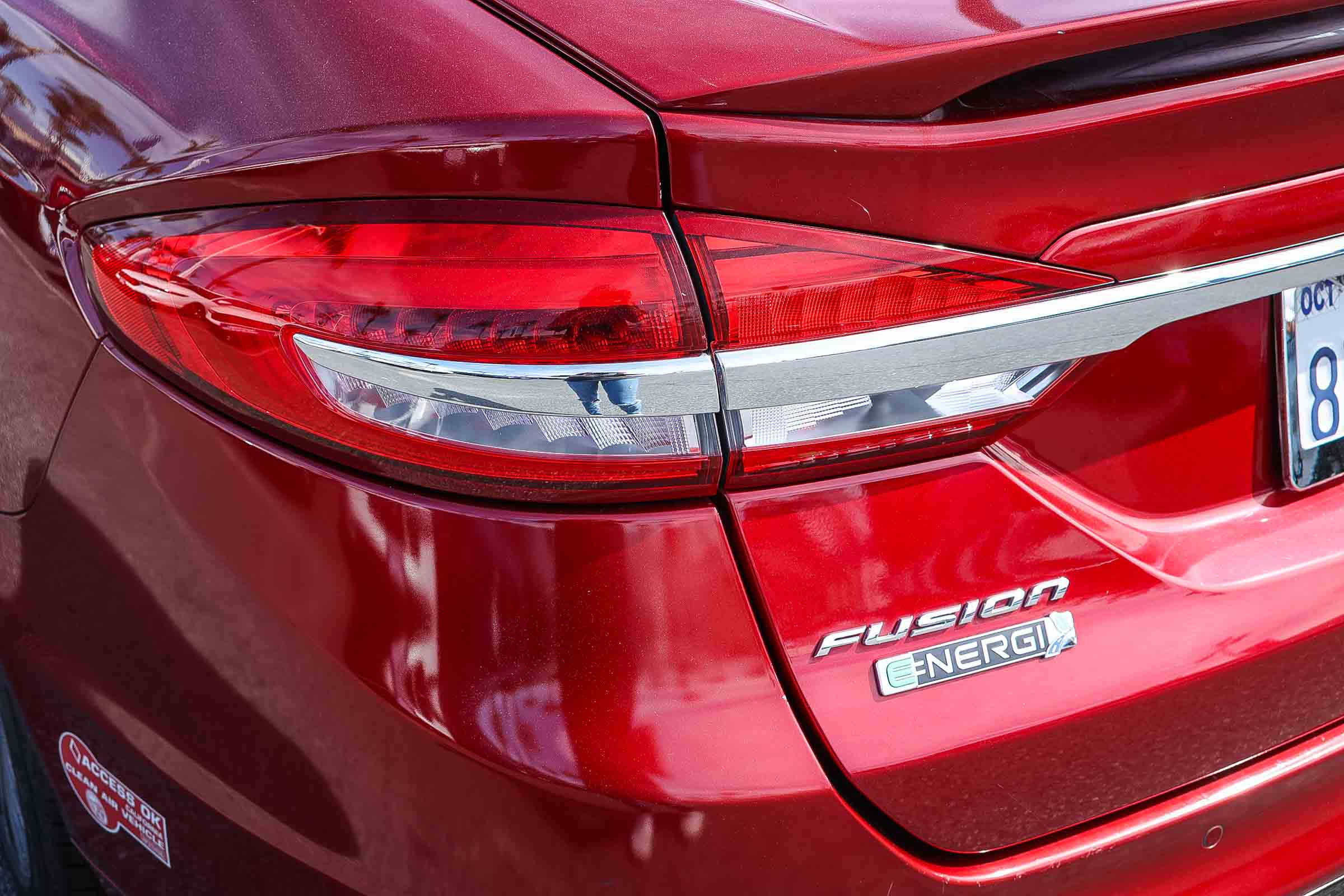 Used 2017 Ford Fusion Energi Titanium image 8