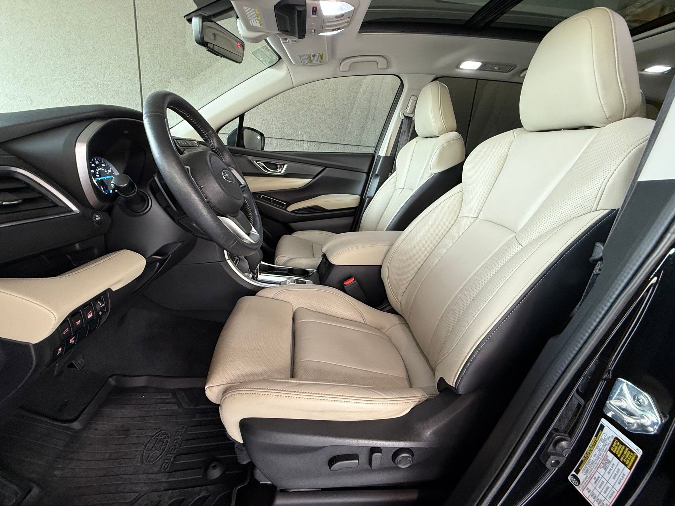Used 2022 Subaru Ascent Limited w/ Technology Package AWD/4WD image 5