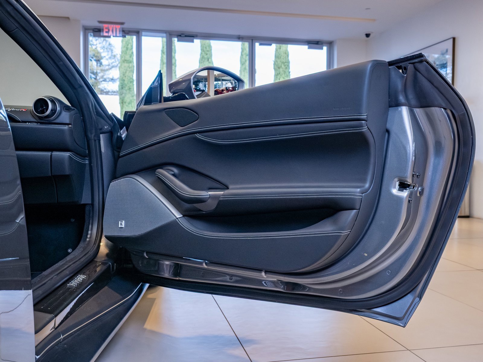 Used 2022 Ferrari Portofino M image 25