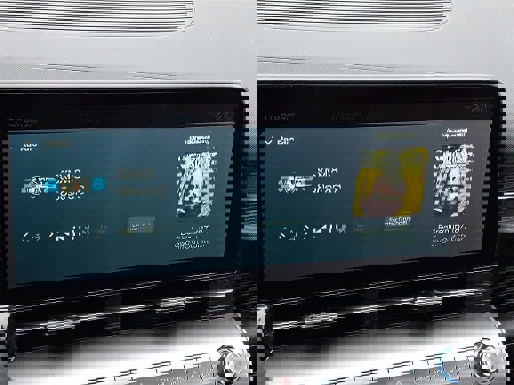 Used 2025 Hyundai Kona SEL image 16