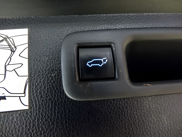 Used 2022 Toyota Highlander Limited AWD/4WD image 27
