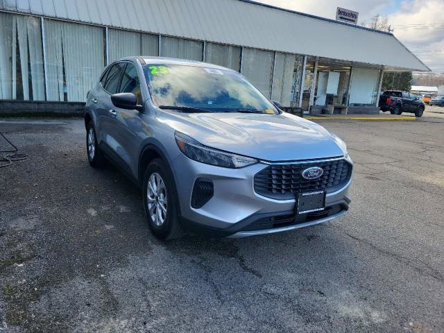 Used 2023 Ford Escape Active AWD/4WD image 5