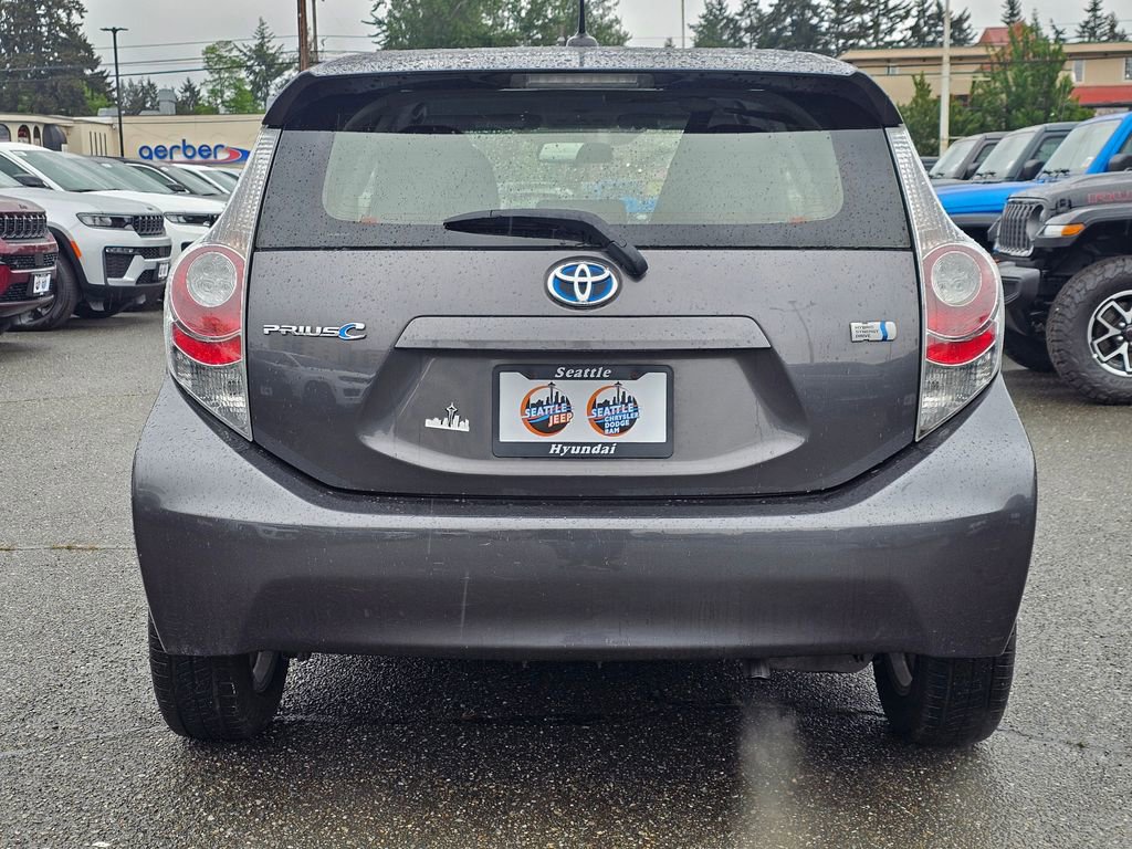 Used 2014 Toyota Prius C Three FWD image 6