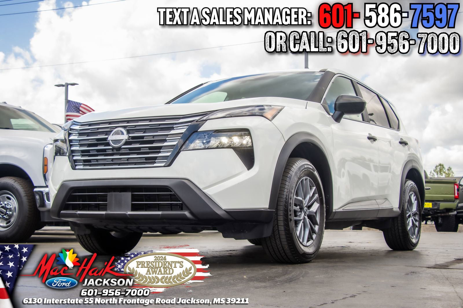 Used 2024 Nissan Rogue S image 4