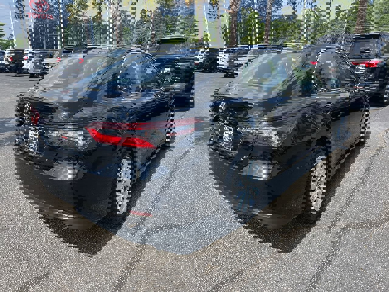 Used 2024 Toyota Camry LE FWD image 10