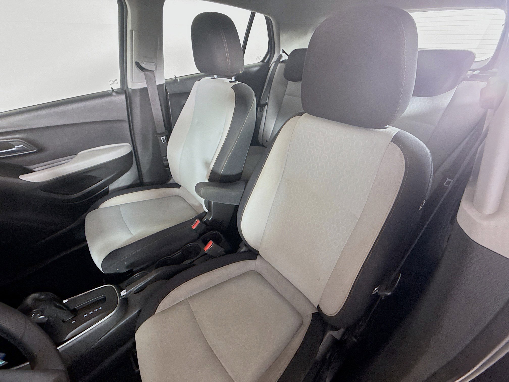 Used 2020 Chevrolet Trax LS image 24