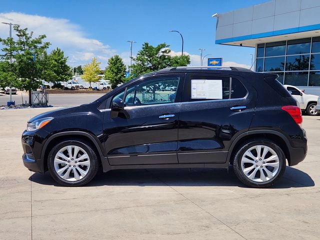 Used 2017 Chevrolet Trax Premier w/ Driver Confidence II Package FWD image 4