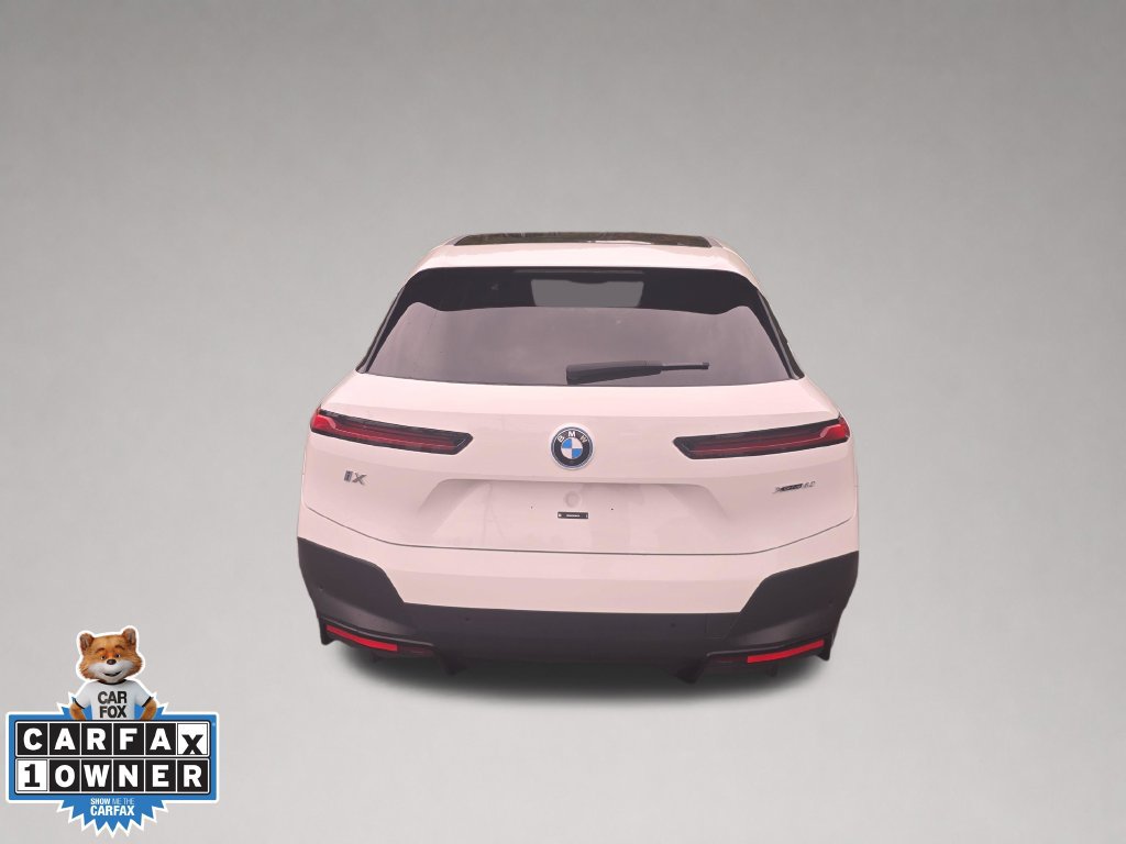 Used 2024 BMW iX xDrive50 AWD/4WD image 5